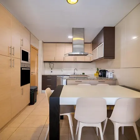 Villa Stunning With Pool Albufeira