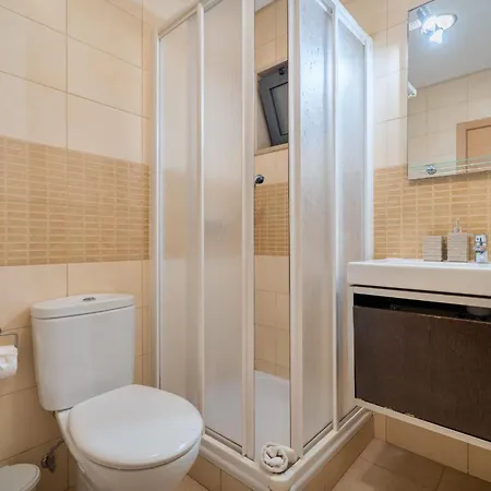 Stunning With Pool *